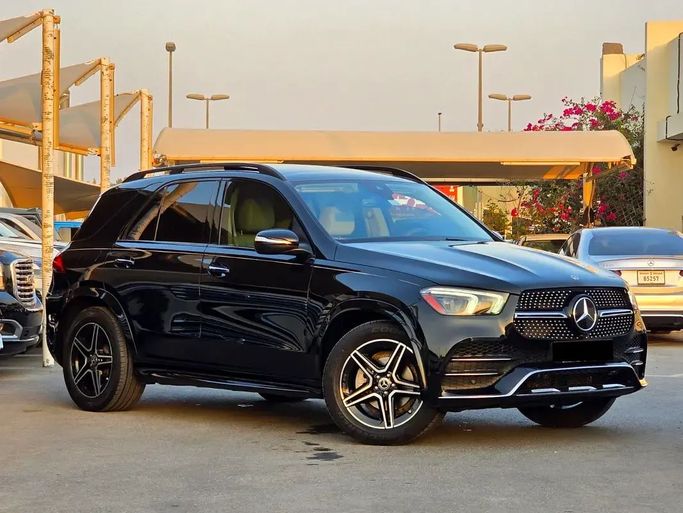 Used Mercedes-Benz GLE 350 II (V167), 2.0 l, 2021 in Sharjah by Dream Car Showroom, Black color. American Specs | AUTO.AE