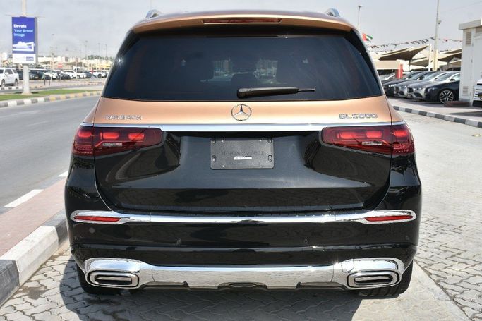 Подержанный Mercedes-Benz GLS 450 II (X167) Рестайлинг, 3.0 л, 2024 в Шардже от Alfaris Used Cars Черный цвет.  | AUTO.AE