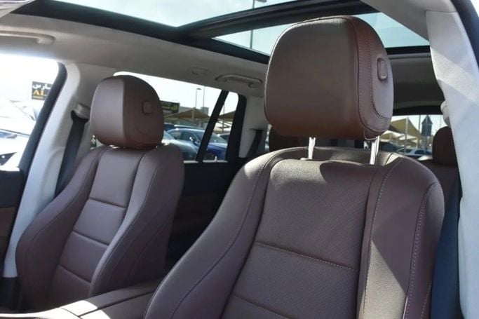 Подержанный Mercedes-Benz GLS 450 II (X167) Рестайлинг, 3.0 л, 2024 в Шардже от Alfaris Used Cars Белый цвет. Other | AUTO.AE