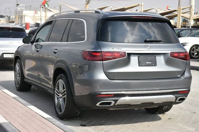 Подержанный Mercedes-Benz GLS 450 II (X167) Рестайлинг, 3.0 л, 2024 в Шардже от Alfaris Used Cars Серебристый цвет. Other | AUTO.AE
