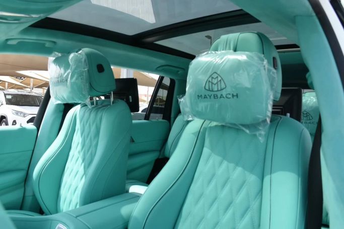Подержанный Mercedes-Benz Maybach GLS 600 I Рестайлинг, 4.0 л, 2024 в Шардже от Alfaris Used Cars Белый цвет. Other | AUTO.AE