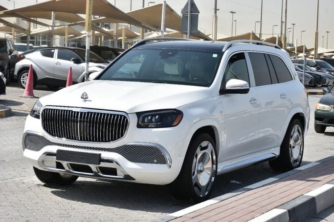 Подержанный Mercedes-Benz Maybach GLS 600 I, 4.0 л, 2021 в Шардже от Alfaris Used Cars Белый цвет. Other | AUTO.AE