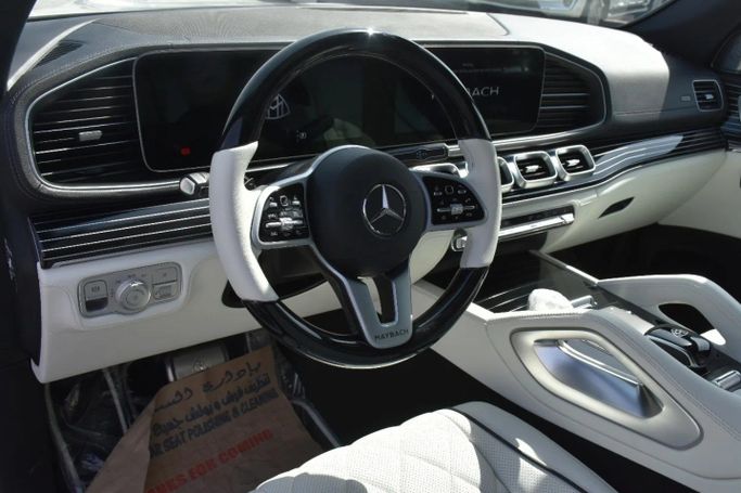 Подержанный Mercedes-Benz Maybach GLS 600 I, 4.0 л, 2021 в Шардже от Alfaris Used Cars Белый цвет. Other | AUTO.AE