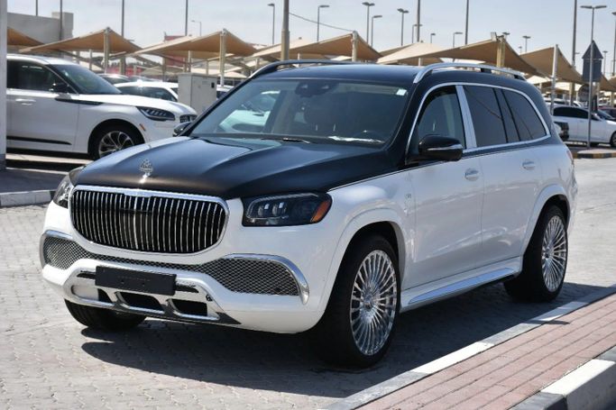 Подержанный Mercedes-Benz Maybach GLS 600 I, 4.0 л, 2022 в Шардже от Alfaris Used Cars Белый цвет. Other | AUTO.AE