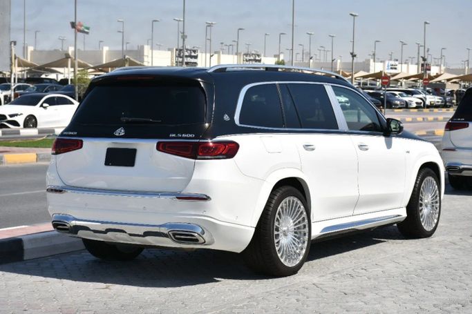 Подержанный Mercedes-Benz Maybach GLS 600 I, 4.0 л, 2022 в Шардже от Alfaris Used Cars Белый цвет. Other | AUTO.AE