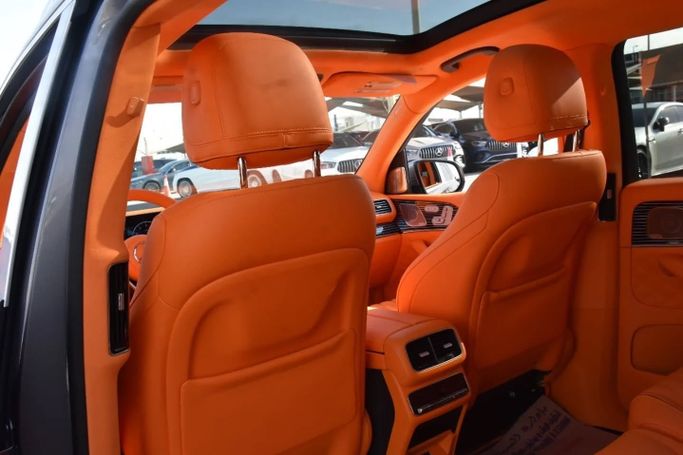 Used Mercedes-Benz Maybach GLS 600 I Facelift, 4.0 l, 2024 in Sharjah by Alfaris Used Cars, Grey color. Other | AUTO.AE