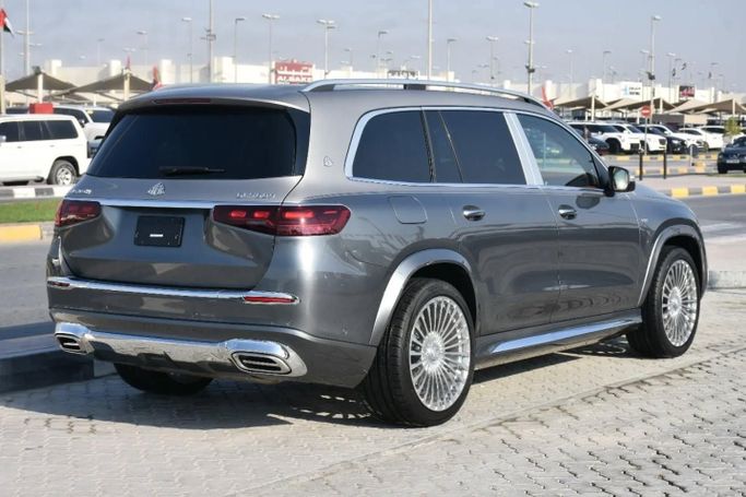 Подержанный Mercedes-Benz Maybach GLS 600 I Рестайлинг, 4.0 л, 2024 в Шардже от Alfaris Used Cars Серебристый цвет. Other | AUTO.AE