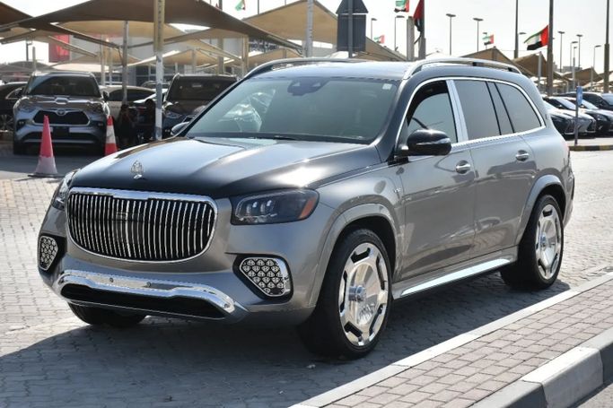 Подержанный Mercedes-Benz Maybach GLS 600 I, 4.0 л, 2021 в Шардже от Alfaris Used Cars Серебристый цвет. Other | AUTO.AE