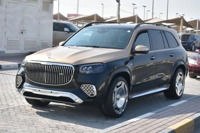 Подержанный Mercedes-Benz Maybach GLS 600 I Рестайлинг, 4.0 л, 2024 в Шардже от Alfaris Used Cars Черный цвет. Other | AUTO.AE