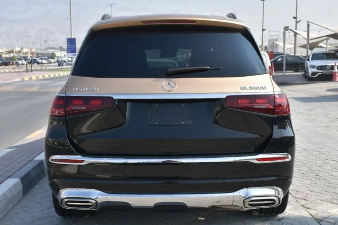 Подержанный Mercedes-Benz Maybach GLS 600 I Рестайлинг, 4.0 л, 2024 в Шардже от Alfaris Used Cars Черный цвет. Other | AUTO.AE