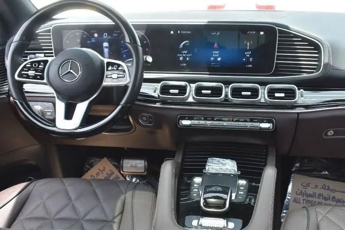 Подержанный Mercedes-Benz Maybach GLS 600 I, 4.0 л, 2021 в Шардже от Alfaris Used Cars Черный цвет. Other | AUTO.AE