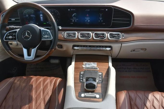 Подержанный Mercedes-Benz Maybach GLS 600 I Рестайлинг, 4.0 л, 2023 в Шардже от Alfaris Used Cars Зеленый цвет. Other | AUTO.AE