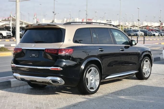 Подержанный Mercedes-Benz Maybach GLS 600 I Рестайлинг, 4.0 л, 2023 в Шардже от Alfaris Used Cars Черный цвет. Other | AUTO.AE