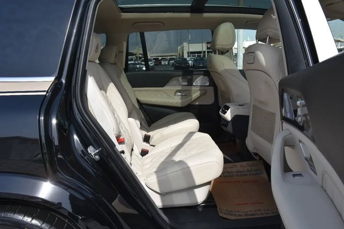 Подержанный Mercedes-Benz Maybach GLS 600 I, 4.0 л, 2020 в Шардже от Alfaris Used Cars Черный цвет. Other | AUTO.AE