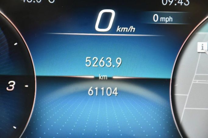 Подержанный Mercedes-Benz Maybach GLS 600 I, 4.0 л, 2022 в Шардже от Alfaris Used Cars Черный цвет. Other | AUTO.AE