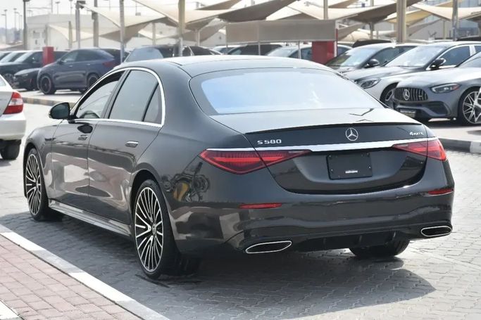 Used Mercedes-Benz Maybach S-Class 580 II (Z223), 4.0 l, 2021 in Sharjah by Alfaris Used Cars, Black color.  | AUTO.AE