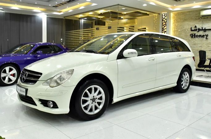 مستعملة Mercedes-Benz R-Class 350 أنا فيس ليفت, 3.5 l, 2009 في في الشارقة من Honey Jidosha Used Cars Tr.، اللون أبيض. مواصفات الخليج | AUTO.AE | إعلان #273411