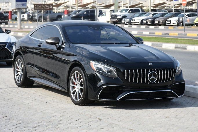 Подержанный Mercedes-Benz S-Class AMG 63 AMG III (W222, C217), 5.5 л, 2016 в Шардже от Alfaris Used Cars Черный цвет.  | AUTO.AE