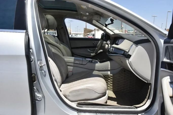 Used Mercedes-Benz S-Class AMG 63 AMG III (W222, C217), 5.5 l, 2015 in Sharjah by Alfaris Used Cars, Silver color.  | AUTO.AE