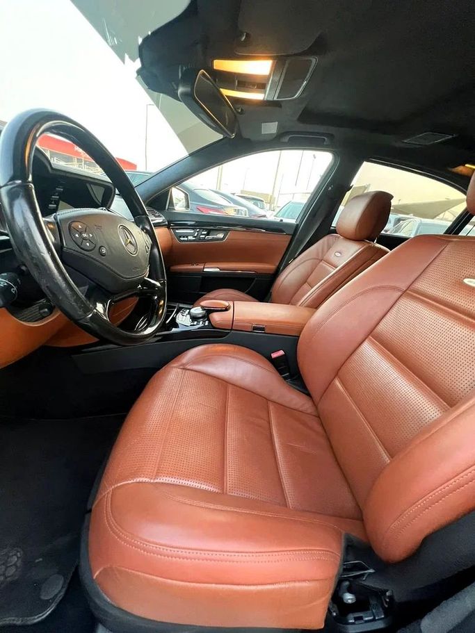 Used Mercedes-Benz S-Class AMG 63 AMG II (W221) Facelift, 6.2 l, 2010 in Sharjah by Al Haram Al Masy, Black color. GCC Specs | AUTO.AE