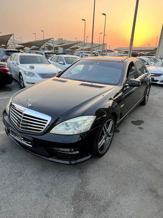 Used Mercedes-Benz S-Class AMG 63 AMG II (W221) Facelift, 6.2 l, 2010 in Sharjah by Al Haram Al Masy, Black color. GCC Specs | AUTO.AE