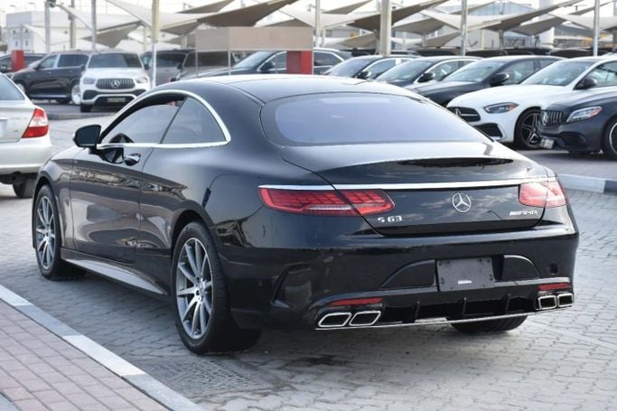 Подержанный Mercedes-Benz S-Class AMG 63 AMG III (W222, C217), 5.5 л, 2016 в Шардже от Alfaris Used Cars Черный цвет. Other | AUTO.AE