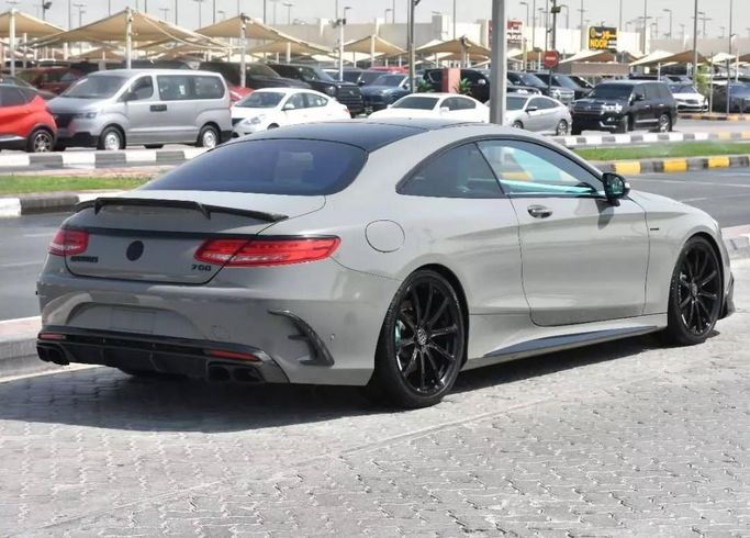 Подержанный Mercedes-Benz S-Class AMG 63 AMG III (W222, C217), 5.5 л, 2015 в Шардже от Alfaris Used Cars Серый цвет. Other | AUTO.AE