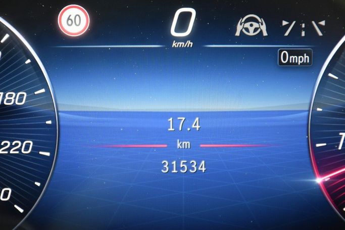 Подержанный Mercedes-Benz S-Class 500 Long 4MATIC VII (W223), 3.0 л, 2023 в Шардже от Alfaris Used Cars Другой цвет цвет.  | AUTO.AE