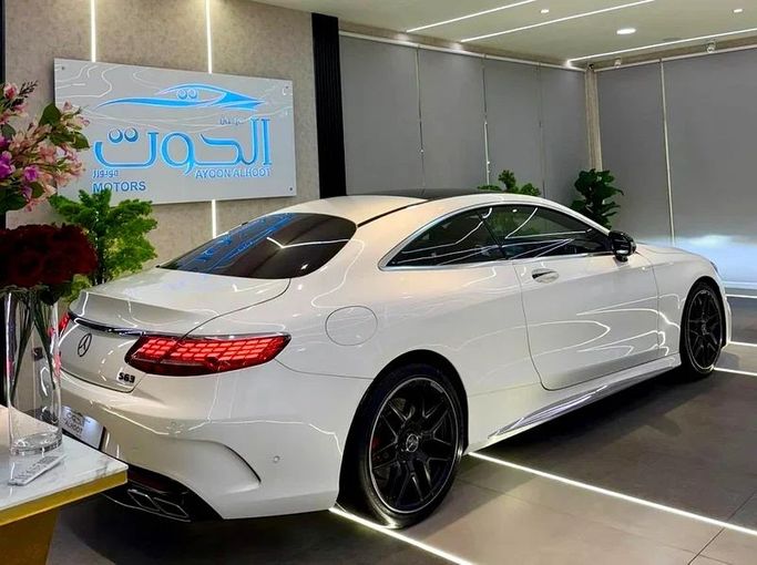 Used Mercedes-Benz S-Class 500 9G-TRONIC VI (W222, C217), 4.7 l, 2016 in Sharjah by Ayoon Alhoot Motors, White color. GCC Specs | AUTO.AE