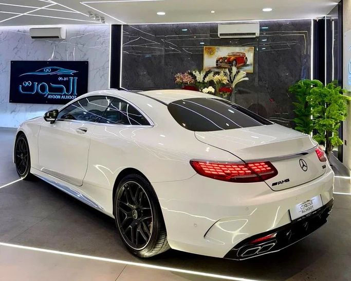 Used Mercedes-Benz S-Class 500 9G-TRONIC VI (W222, C217), 4.7 l, 2016 in Sharjah by Ayoon Alhoot Motors, White color. GCC Specs | AUTO.AE