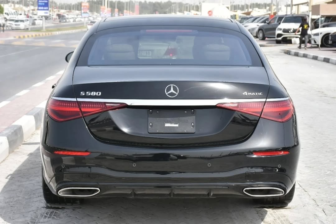 Подержанный Mercedes-Benz S-Class 580 4MATIC VII (W223), 4.0 л, 2021 в Шардже от Alfaris Used Cars Черный цвет. Other | AUTO.AE