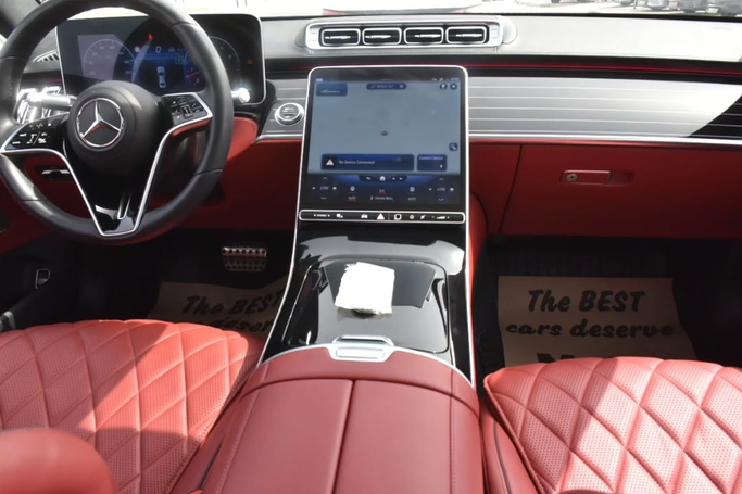Подержанный Mercedes-Benz S-Class 580 4MATIC VII (W223), 4.0 л, 2023 в Шардже от Alfaris Used Cars Белый цвет. Other | AUTO.AE