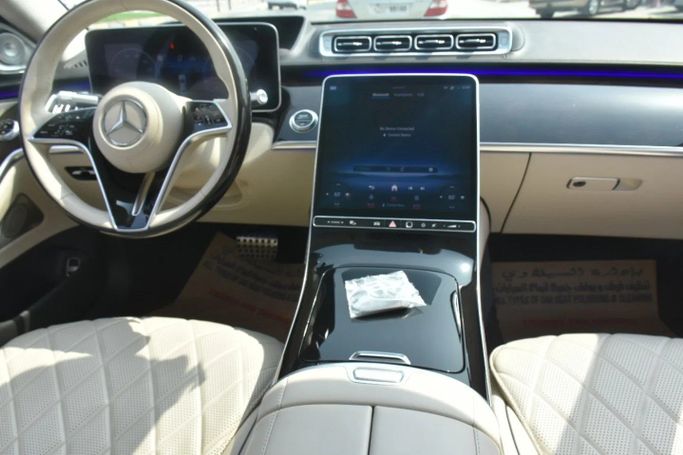 Подержанный Mercedes-Benz S-Class 580 4MATIC VII (W223), 4.0 л, 2021 в Шардже от Alfaris Used Cars Черный цвет. Other | AUTO.AE