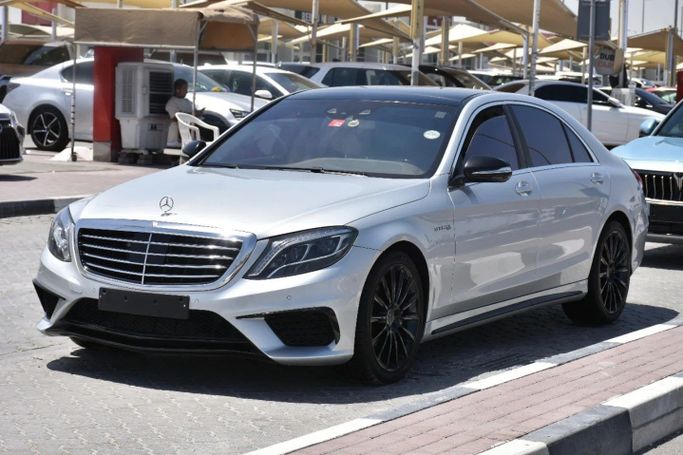 Подержанный Mercedes-Benz S-Class 550 VI (W222, C217), 4.7 л, 2015 в Шардже от Alfaris Used Cars Серебристый цвет. Other | AUTO.AE