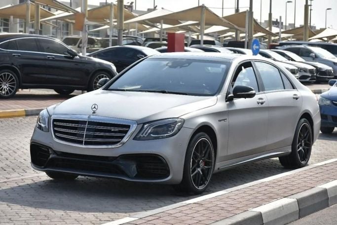 Подержанный Mercedes-Benz S-Class 550 VI (W222, C217) Рестайлинг, 4.7 л, 2017 в Шардже от Alfaris Used Cars Серебристый цвет. Other | AUTO.AE