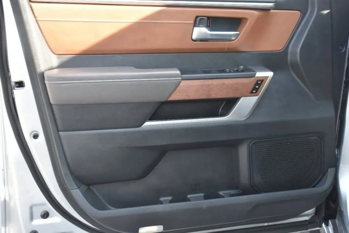 Used Mercedes-Benz S-Class 580 4MATIC VII (W223), 4.0 l, 2021 in Sharjah by Alfaris Used Cars, Silver color. Other | AUTO.AE