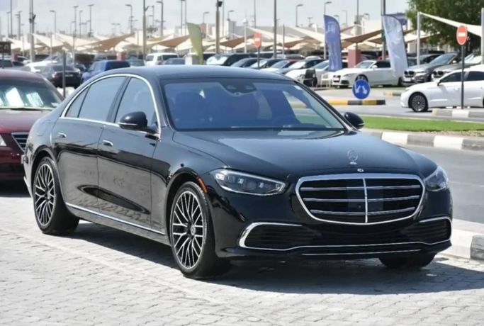 Used Mercedes-Benz S-Class 580 4MATIC VII (W223), 4.0 l, 2021 in Sharjah by Alfaris Used Cars, Black color. Other | AUTO.AE