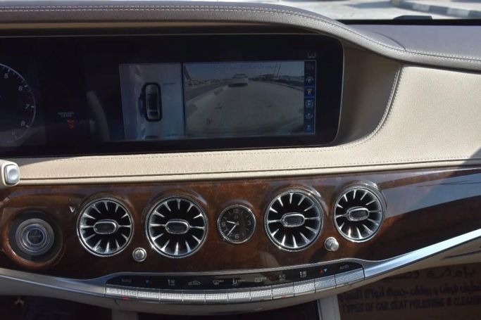 Подержанный Mercedes-Benz S-Class 560 VI (W222, C217) Рестайлинг, 4.0 л, 2019 в Шардже от Alfaris Used Cars Белый цвет. Other | AUTO.AE