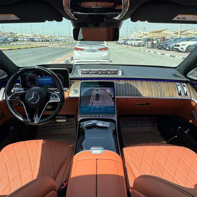 Подержанный Mercedes-Benz S-Class 580 4MATIC VII (W223), 4.0 л, 2021 в Шардже от Alfaris Used Cars Черный цвет. Other | AUTO.AE