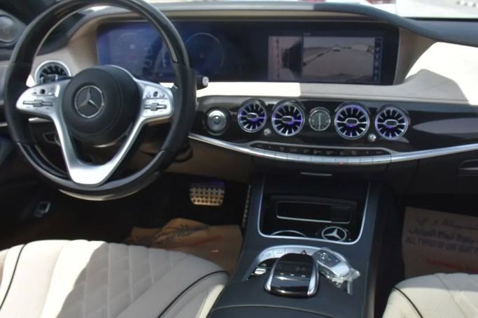 Подержанный Mercedes-Benz S-Class 560 VI (W222, C217) Рестайлинг, 4.0 л, 2020 в Шардже от Alfaris Used Cars Черный цвет. Other | AUTO.AE