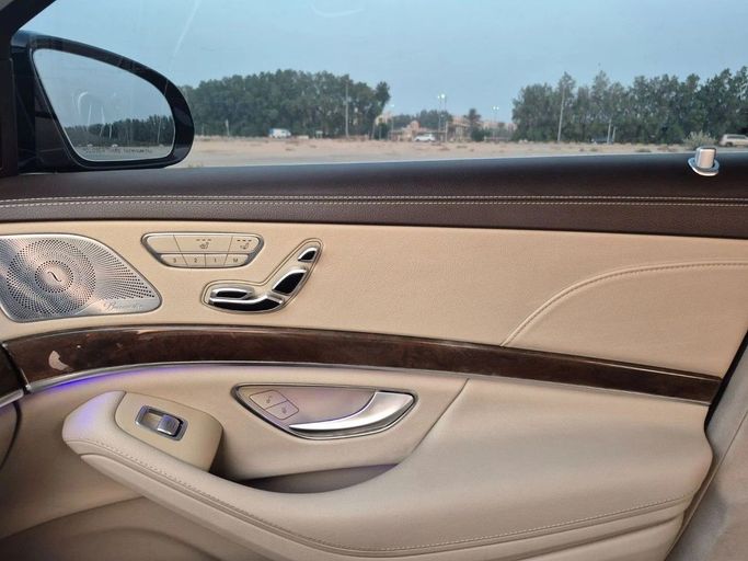 Used Mercedes-Benz S-Class 500 VI (W222, C217) Facelift, 3.0 l, 2017 in Sharjah by Al Sada used cars, Silver color. American Specs | AUTO.AE