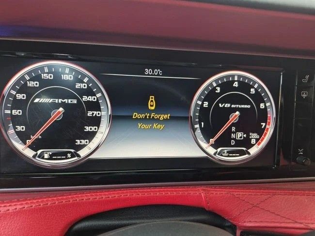 Подержанный Mercedes-Benz S-Class 500 VI (W222, C217), 4.7 л, 2015 в Шардже от Al Sada used cars Черный цвет. Европейская | AUTO.AE