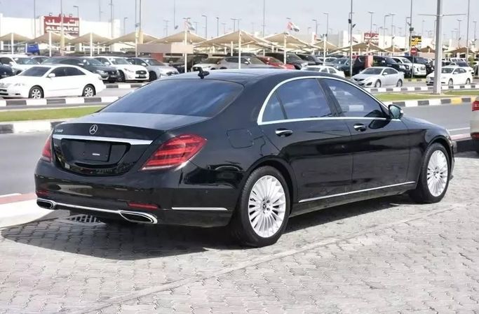 Used Mercedes-Benz S-Class 560 VI (W222, C217) Facelift, 4.0 l, 2018 in Sharjah by Alfaris Used Cars, Black color. Other | AUTO.AE