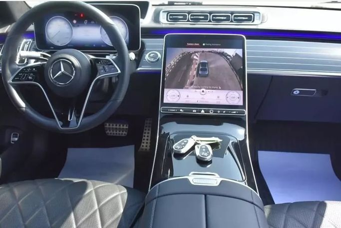 Used Mercedes-Benz S-Class 580 4MATIC VII (W223), 4.0 l, 2021 in Sharjah by Alfaris Used Cars, White color. Other | AUTO.AE