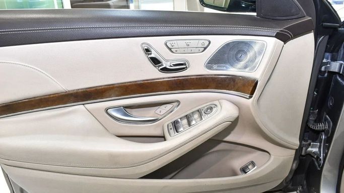 Подержанный Mercedes-Benz S-Class 550 VI (W222, C217), 4.7 л, 2015 в Шардже от Alsalama Motors Серый цвет. Other | AUTO.AE