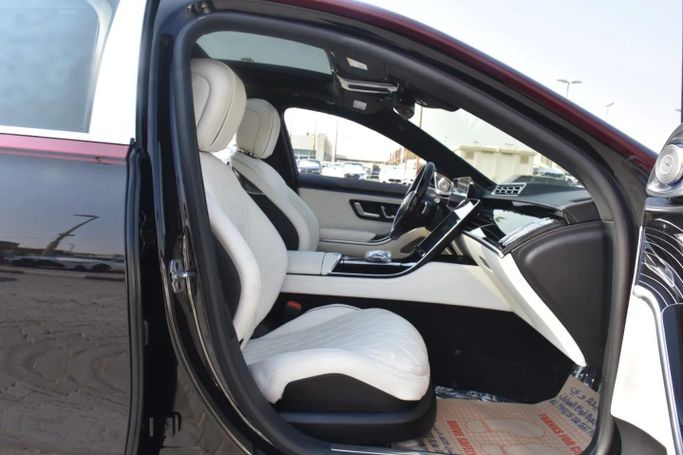 Used Mercedes-Benz S-Class 580 4MATIC VII (W223), 4.0 l, 2021 in Sharjah by Alfaris Used Cars, Black color. Other | AUTO.AE