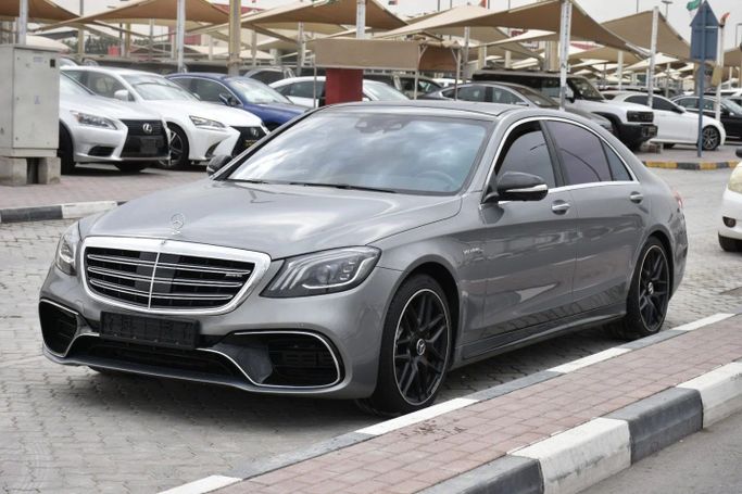 Подержанный Mercedes-Benz S-Class 550 VI (W222, C217), 4.7 л, 2015 в Шардже от Alfaris Used Cars Серый цвет. Other | AUTO.AE