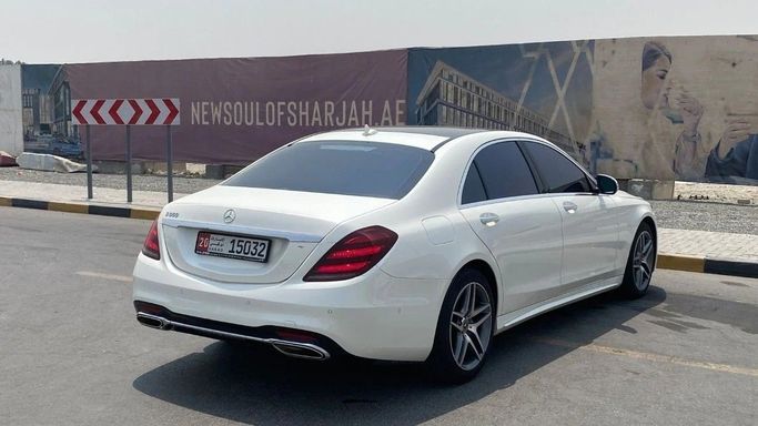 Used Mercedes-Benz S-Class 560 VI (W222, C217) Facelift, 4.0 l, 2018 in Sharjah by Halla Cars, White color. Japanese Specs | AUTO.AE