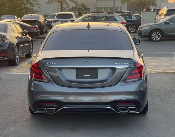 Подержанный Mercedes-Benz S-Class 560 VI (W222, C217) Рестайлинг, 4.0 л, 2019 в Шардже от Al Nukhba Al Malakyah Used Cars Серый цвет. Американская | AUTO.AE