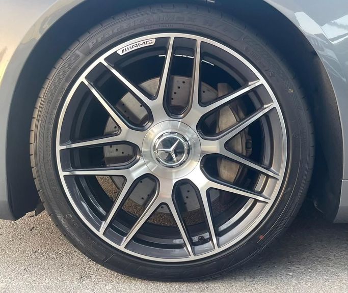 Подержанный Mercedes-Benz S-Class 560 VI (W222, C217) Рестайлинг, 4.0 л, 2019 в Шардже от Al Nukhba Al Malakyah Used Cars Серый цвет. Американская | AUTO.AE